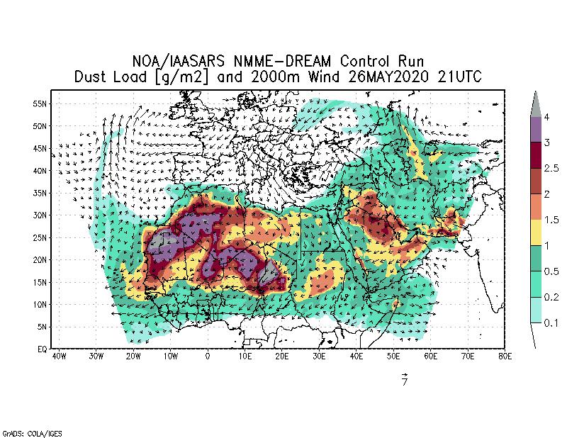 Dust load [g/m2] and 2000m Wind - 2020-05-26 21:00