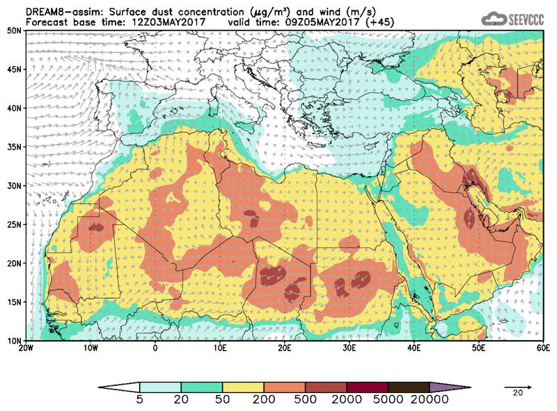 Surface dust concentration and wind at T33