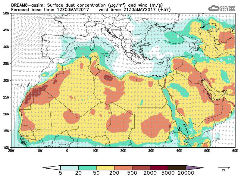 Surface dust concentration and wind at T45