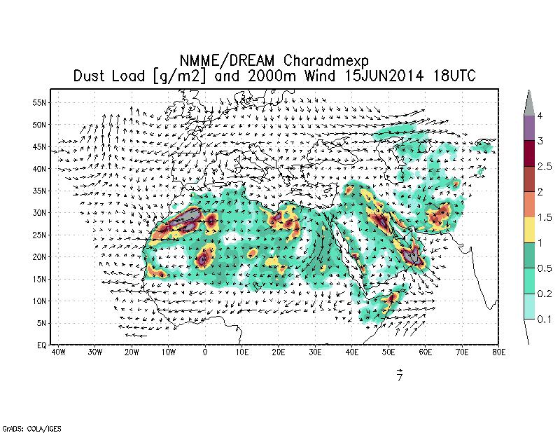 Dust load [g/m2] and 2000m Wind - 2014-06-15 18:00